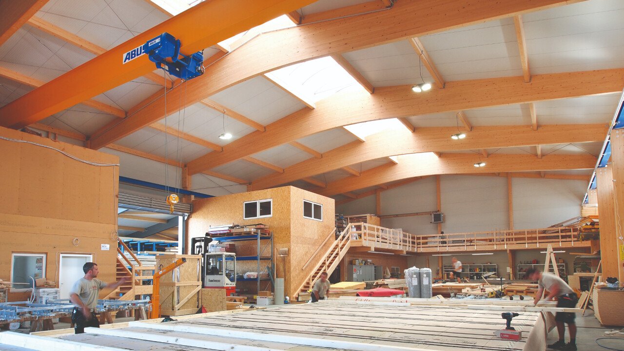 Innenansicht einer gebauten Schaffitzel Handwerkerhalle von Holzbau Bogunivic, Copyright nohau, Obersontheim