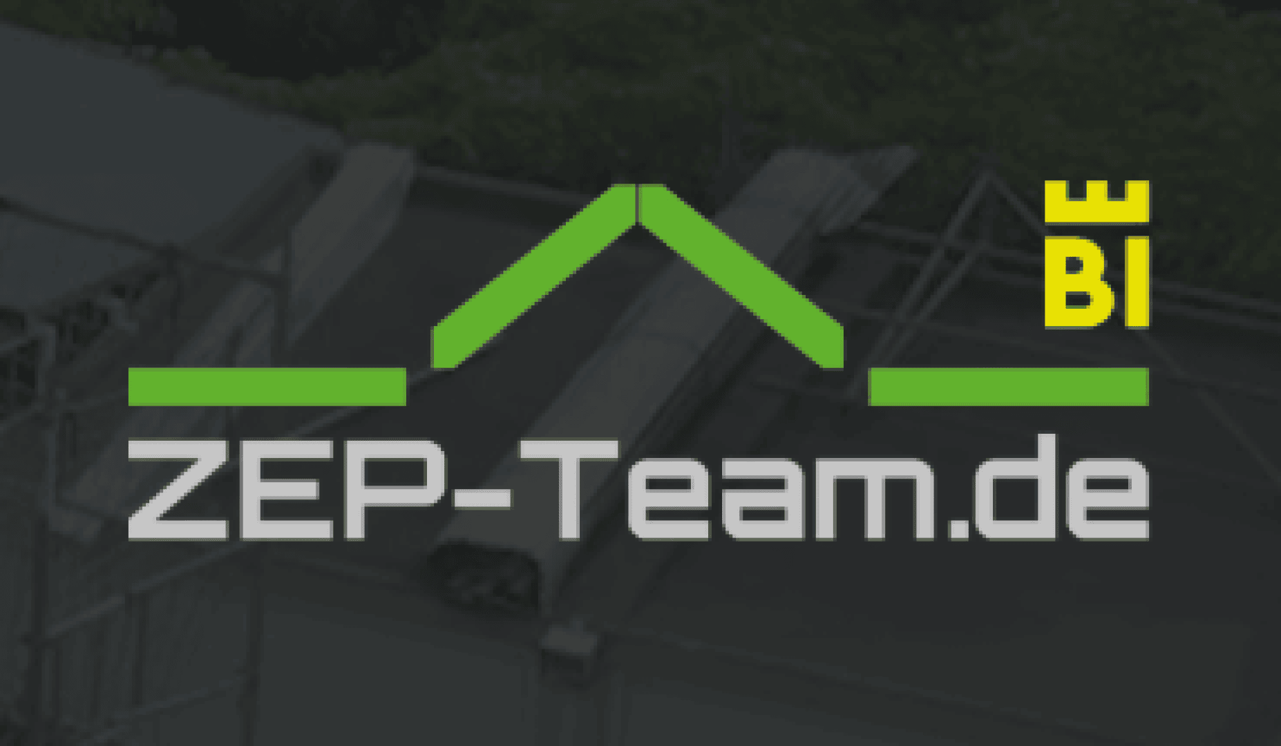 Logo für ZEP-Team.de mit einem stilisierten grünen Dach über dem Text und einer kleinen gelben Krone mit den Buchstaben BI in der oberen rechten Ecke.